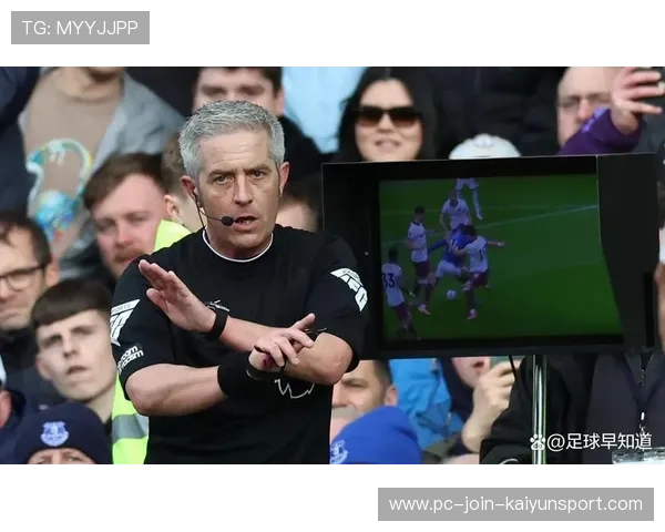 英超疑似针对升班马争议判罚埃弗顿禁区手球未获吹罚引热议 英超疑似针对升班马争议判罚埃弗顿禁区手球未获吹罚引热议