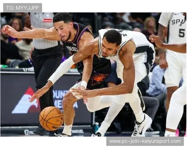 【集锦】马刺118-130太阳 太阳7人上双主场打破马刺不败金身,马刺vs太阳比赛回放 【集锦】马刺118-130太阳 太阳7人上双主场打破马刺不败金身,马刺vs太阳比赛回放