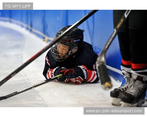 瑞士滑雪手雪道飞驰赢得金牌荣耀